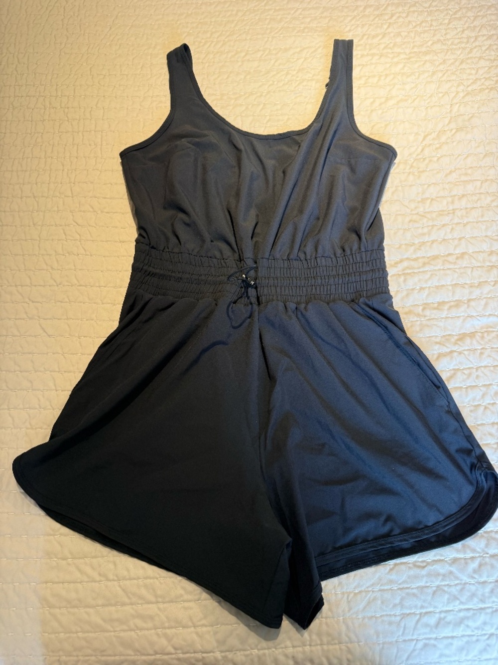 Abercrombie YPB sculpLUX Hybrid Flyaway Romper | Black | Medium